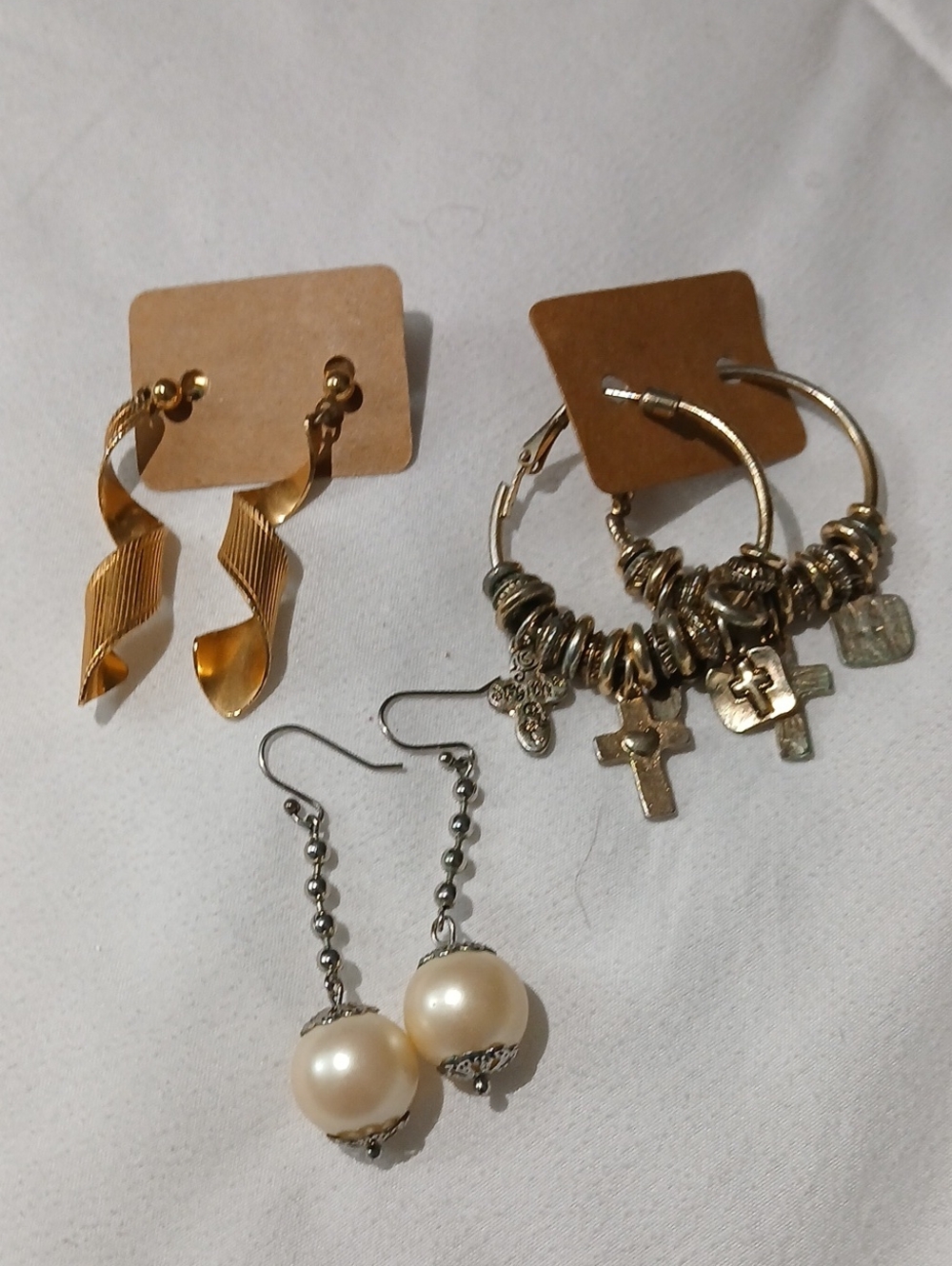 3pcs Bundle Jewelry. Mixed Metal Earring Bundle Gold Silver Pearl Set